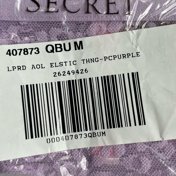 Victoria's Secret PINK Lot of 4 M Wear Everywhere Lace Thong Panty Panties - Picture 5 of 6